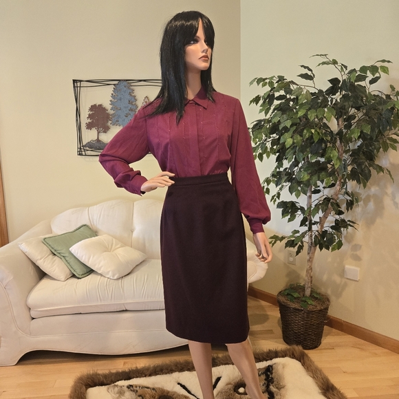 David N Woman's Suit, Jacket/Blazer, Skirt, Size 8 - Picture 5 of 13